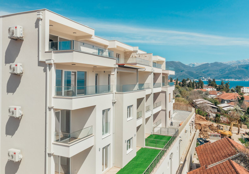 Apartamento 1 habitacion 68 m² Bijela, Montenegro
